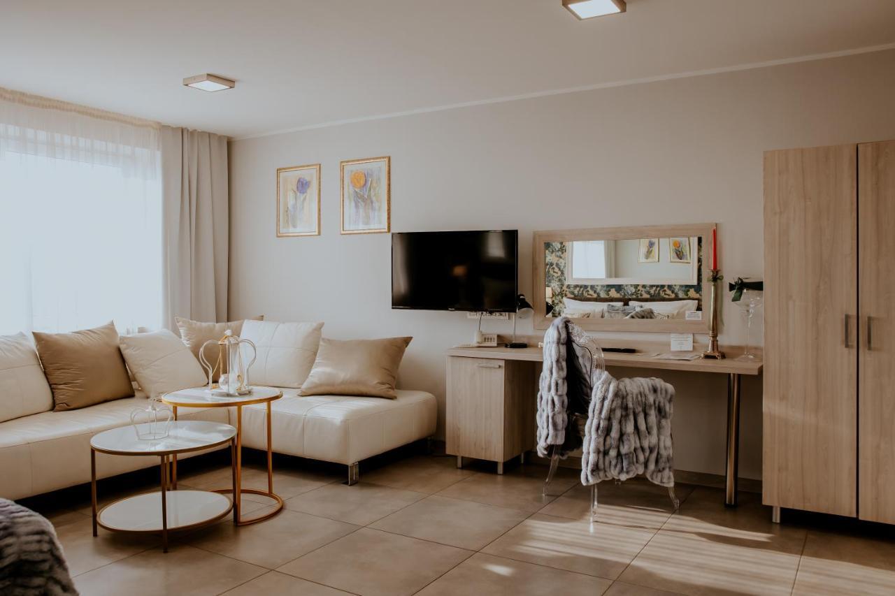 Hotel Greys Polonia Zasutowo Ngoại thất bức ảnh