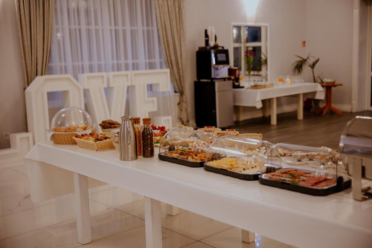 Hotel Greys Polonia Zasutowo Ngoại thất bức ảnh