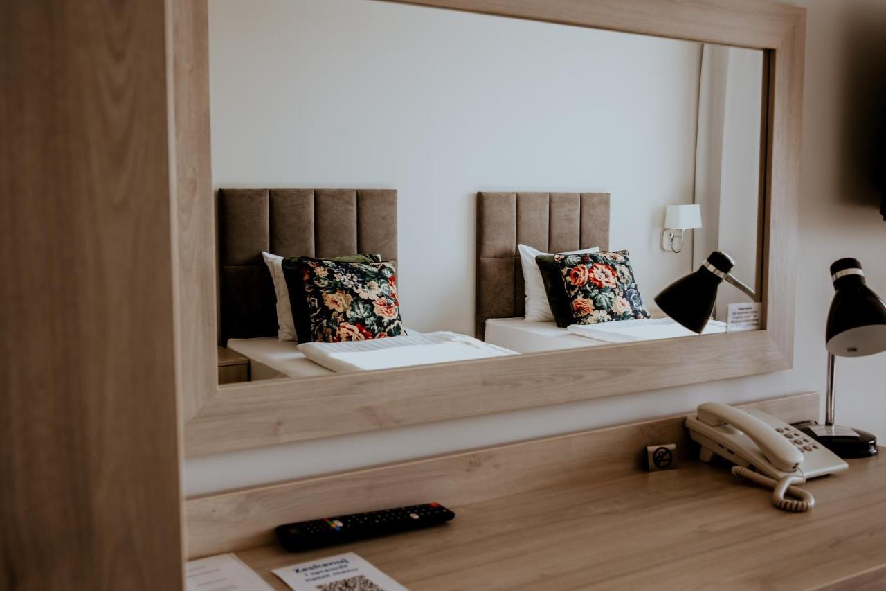 Hotel Greys Polonia Zasutowo Ngoại thất bức ảnh