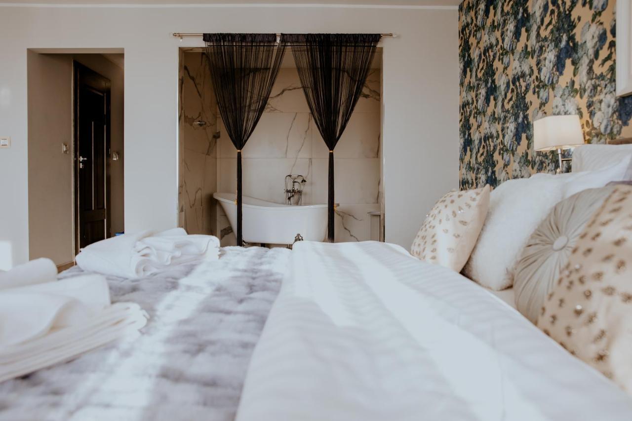 Hotel Greys Polonia Zasutowo Ngoại thất bức ảnh