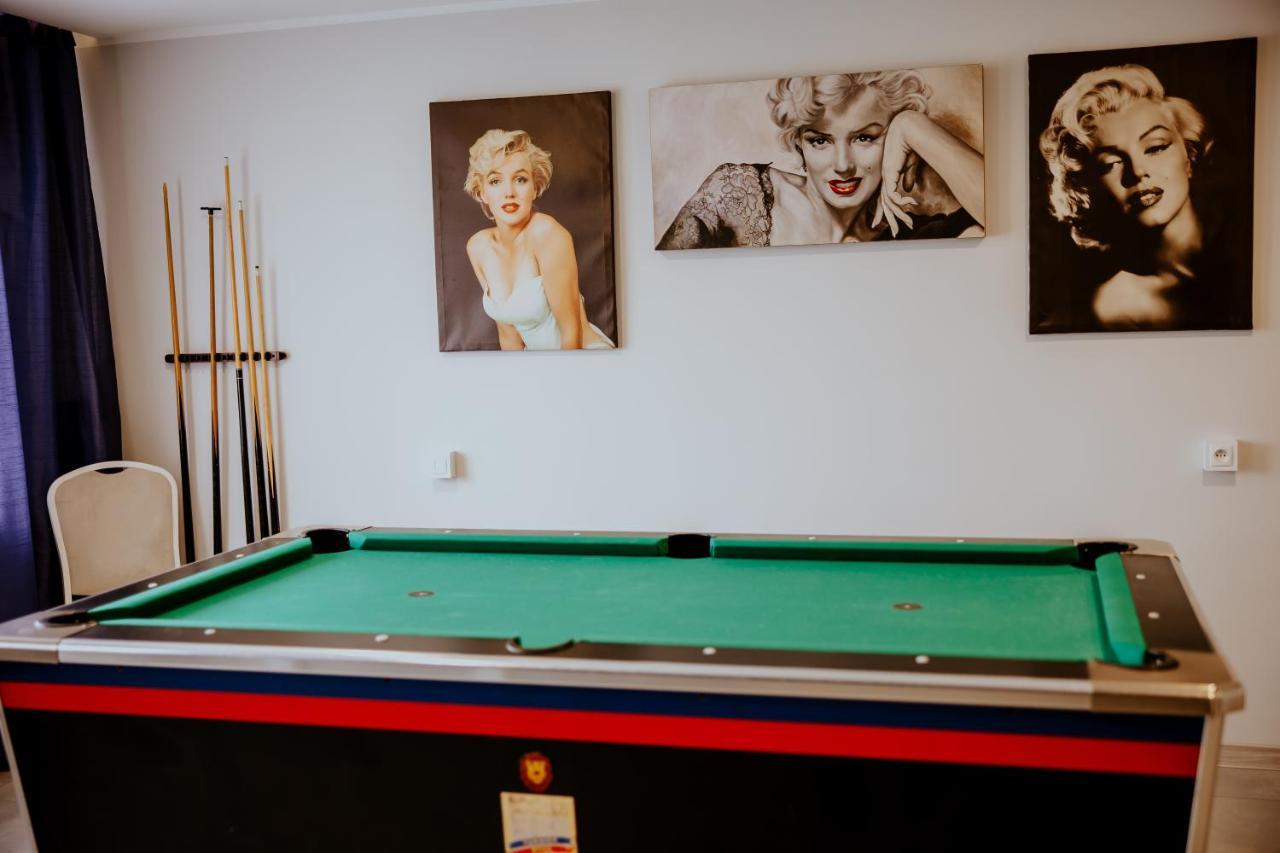 Hotel Greys Polonia Zasutowo Ngoại thất bức ảnh