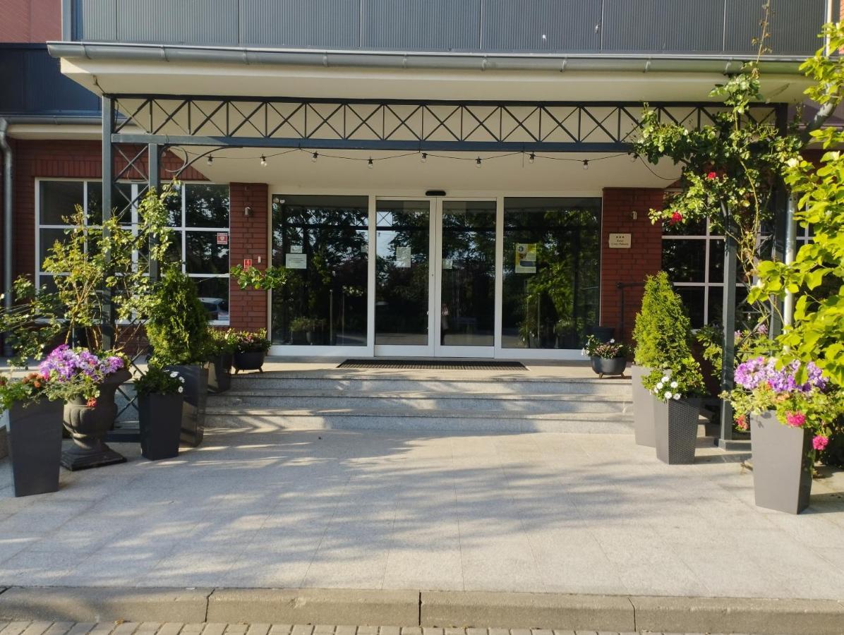 Hotel Greys Polonia Zasutowo Ngoại thất bức ảnh